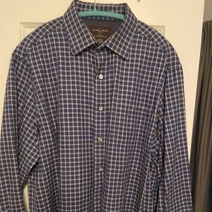 Men’s plaid button down dress shirt